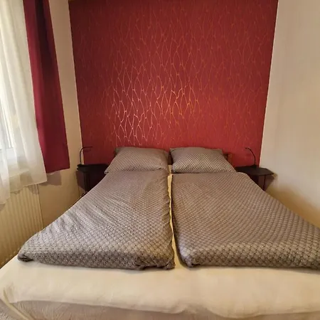 アパート Clarissa エゲル